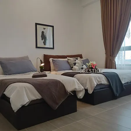Prestige Troika Luxury Stay Kota Bharu Room photo