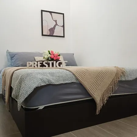Prestige Troika Luxury Stay Kota Bharu Room photo